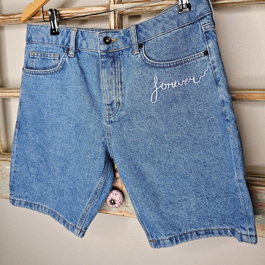 Denim Shorts with Embroidery "Forever" front/Scene on back Mens Size 32