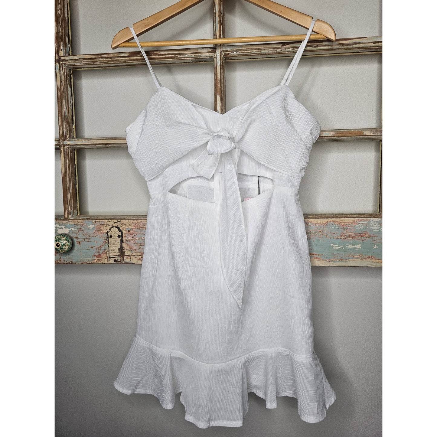 NWT Hello Molly White Cut Out Dress Bride/ Shower/ Bachelorette Size  6