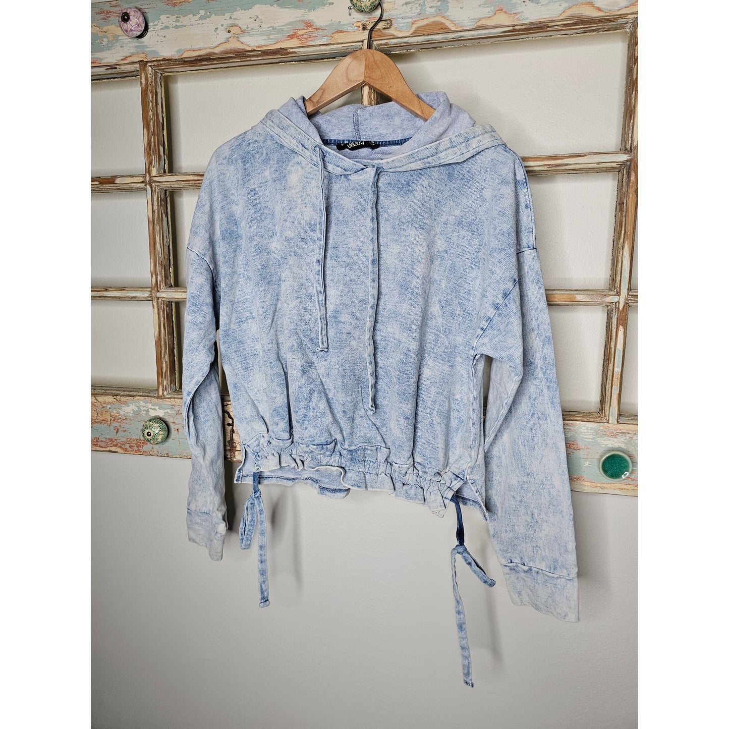 Blank NYC Acid Wash Retro Vibe Hooded Drawstring Sweatshirt Size Medium