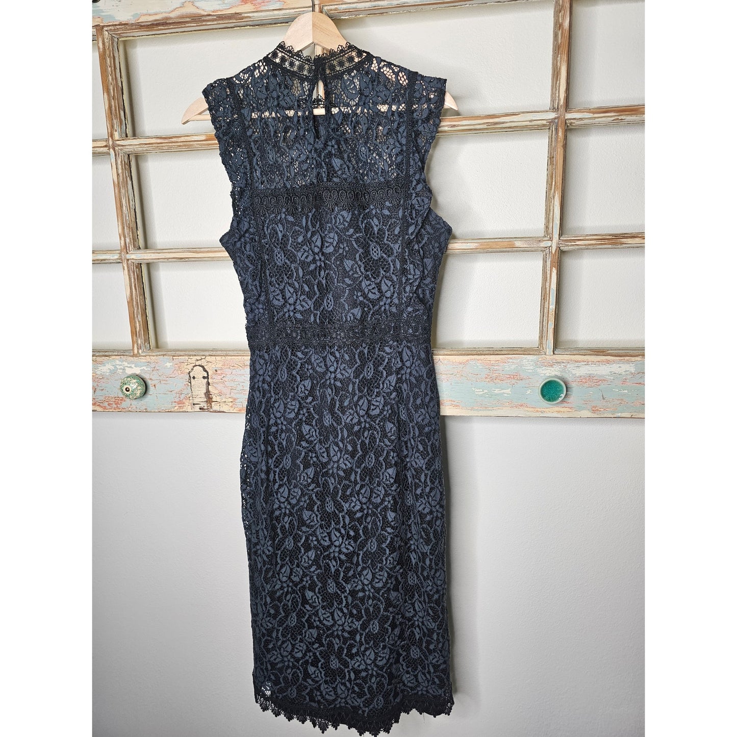 Zara lace Contrasting Dress Sleeveless Midi Length Ladies size Small