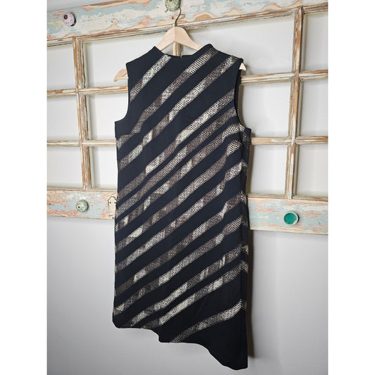 WORTH New York Black Sleeveless W/ Snake Print Diagonal Stripe Size 8