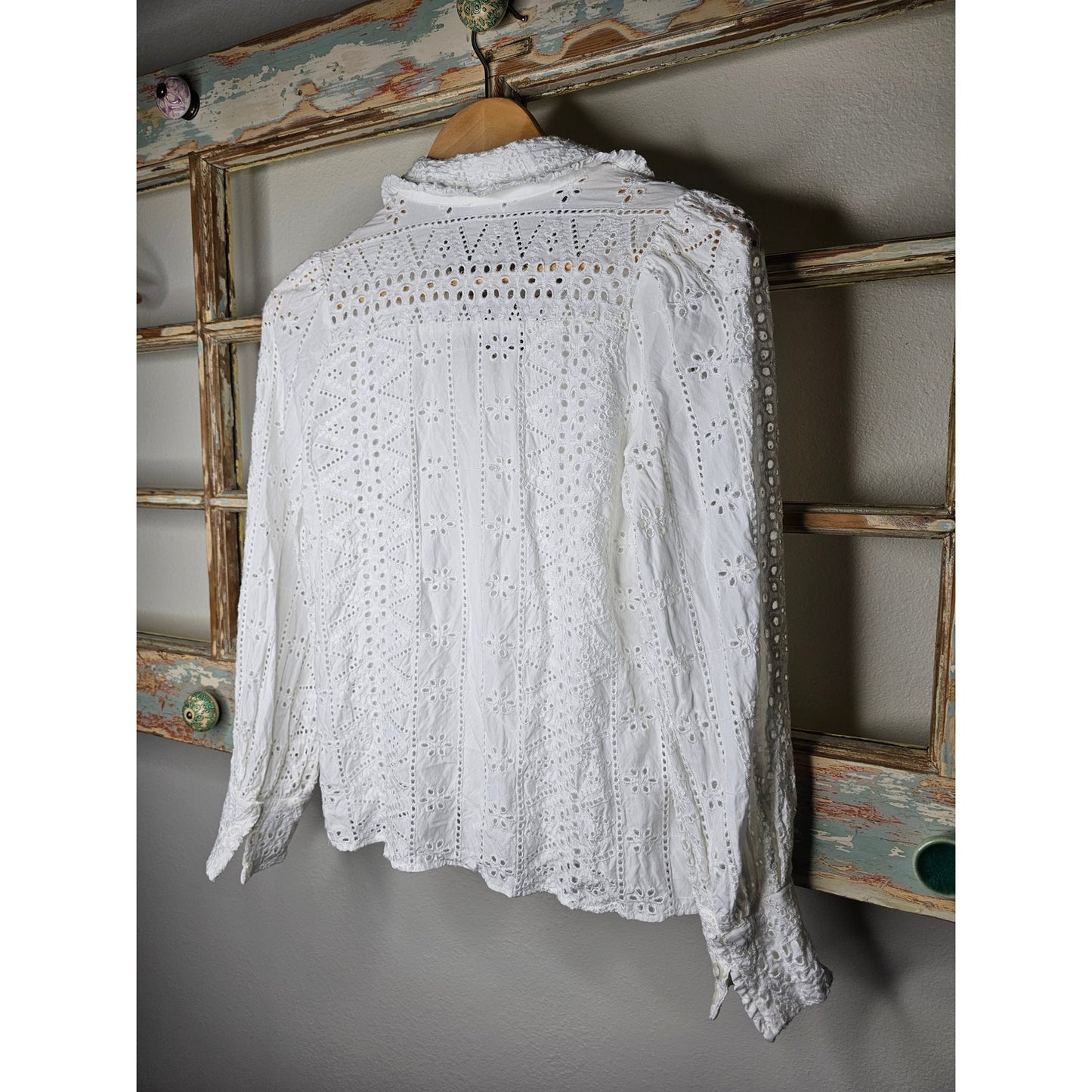 A Loves A Eyelet Lined White Button Up Top Ladies size Medium