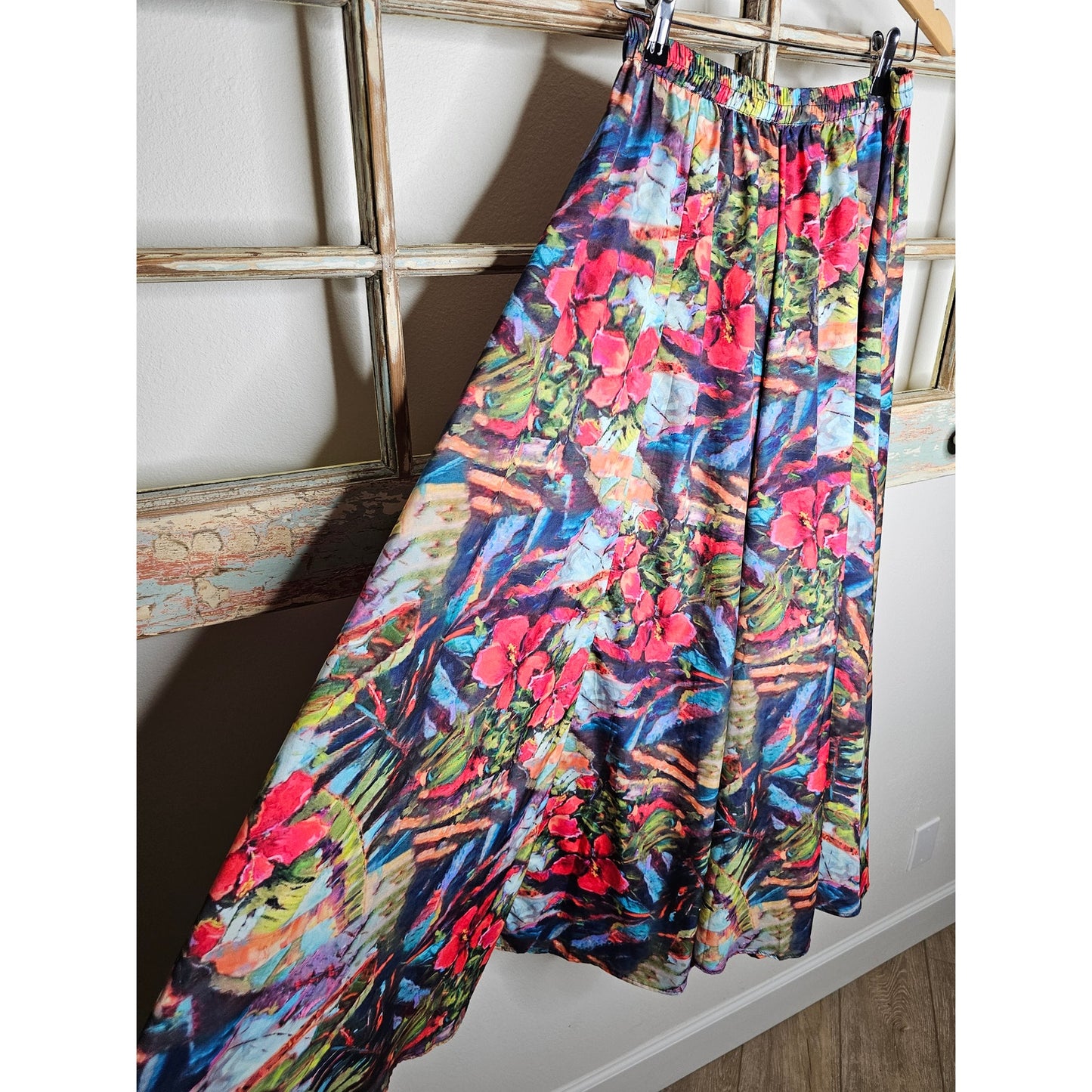 Christian Siriano NY Colorful Floral Full Maxi Skirt Ladies size Small