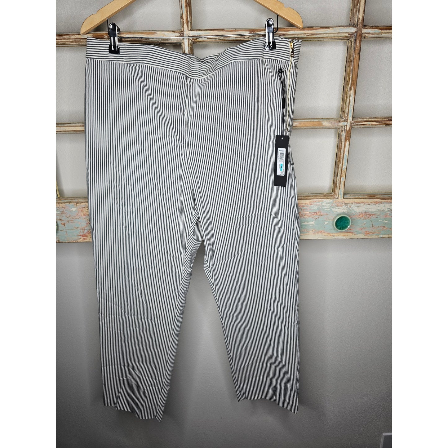 NWT Donna Karan New York Grey/White Stripe Cropped Ladies size 16
