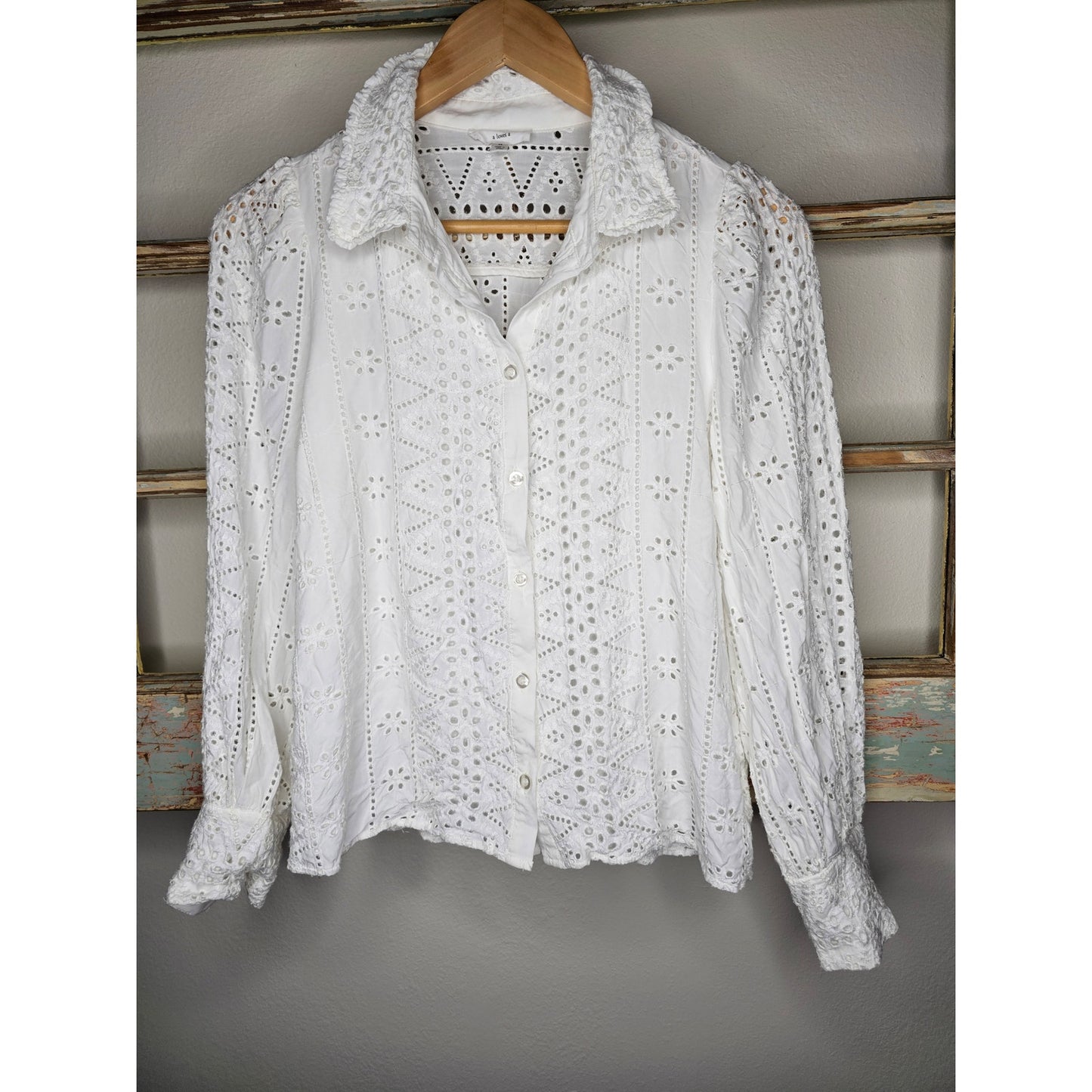 A Loves A Eyelet Lined White Button Up Top Ladies size Medium