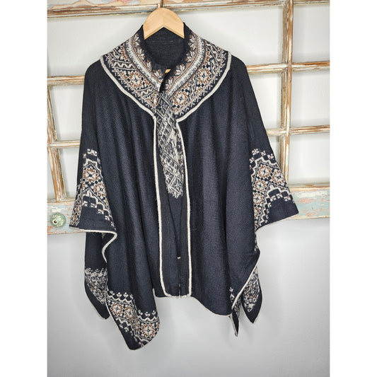 Neutral Monochromatic Ruana 100% Alpaca Ladies One Size