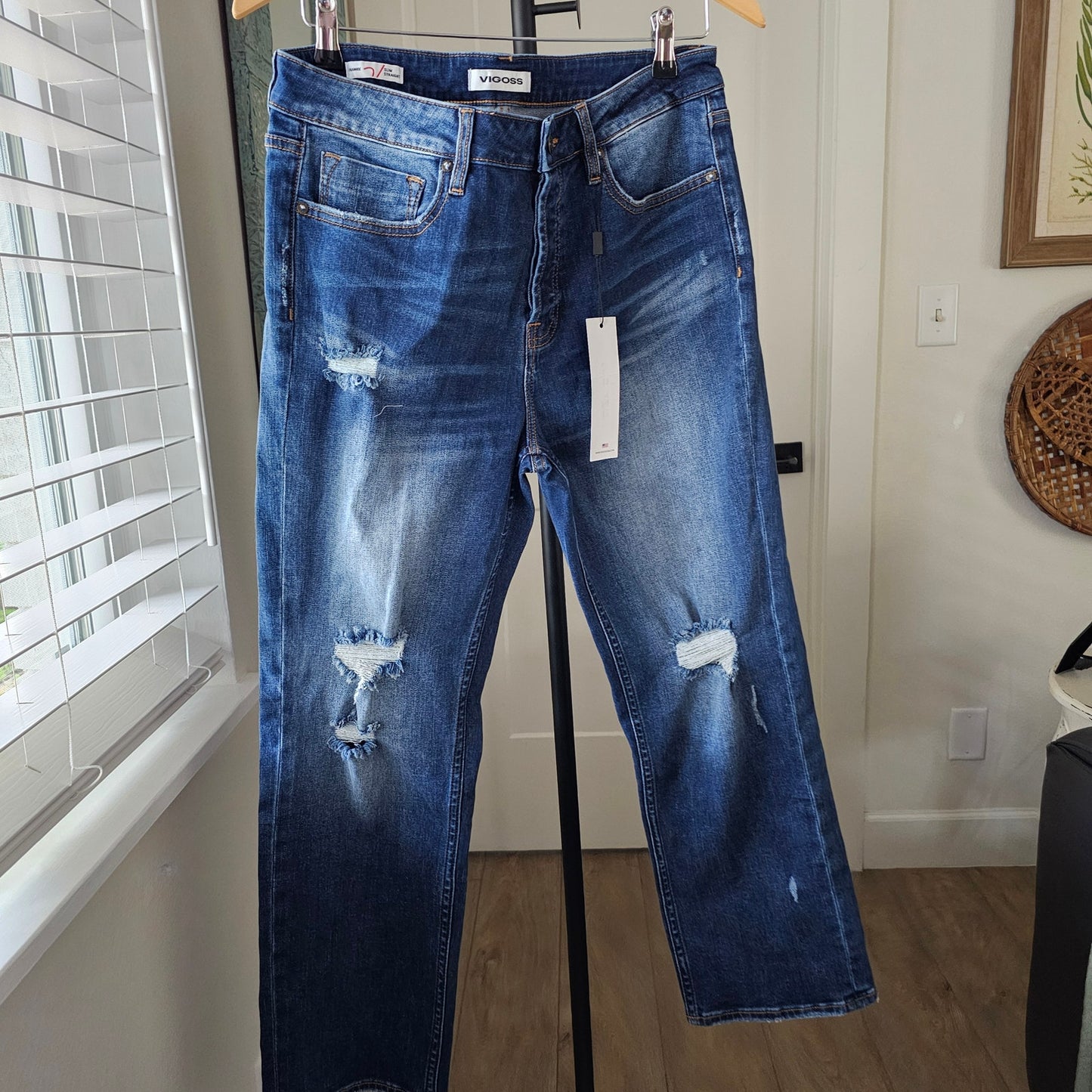 NWT Vigoss Frankie Slim Straight Jeans Womens size 31 Medium Wash