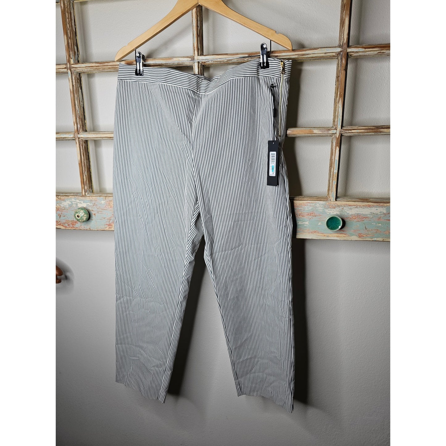 NWT Donna Karan New York Grey/White Stripe Cropped Ladies size 16