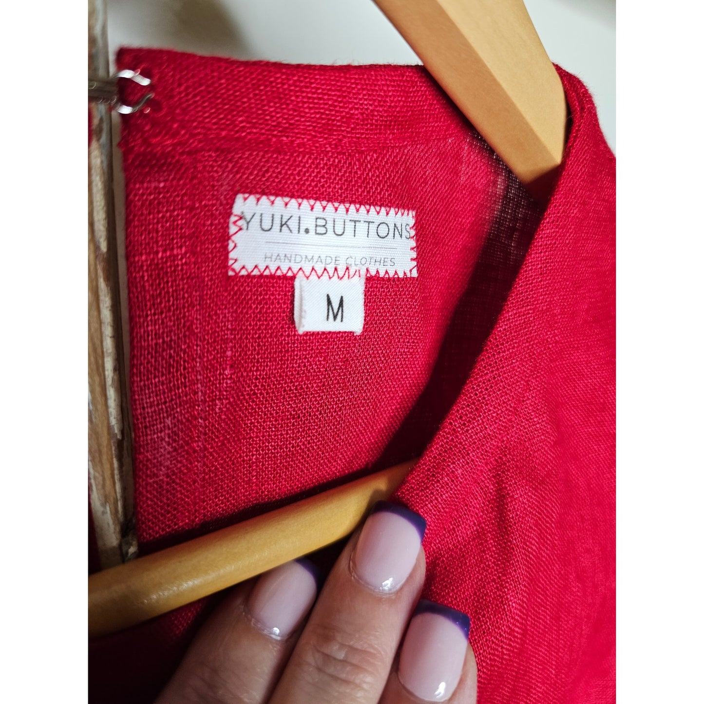 Red Linen knee length dress / Puff sleeves Ladies size ladies Medium