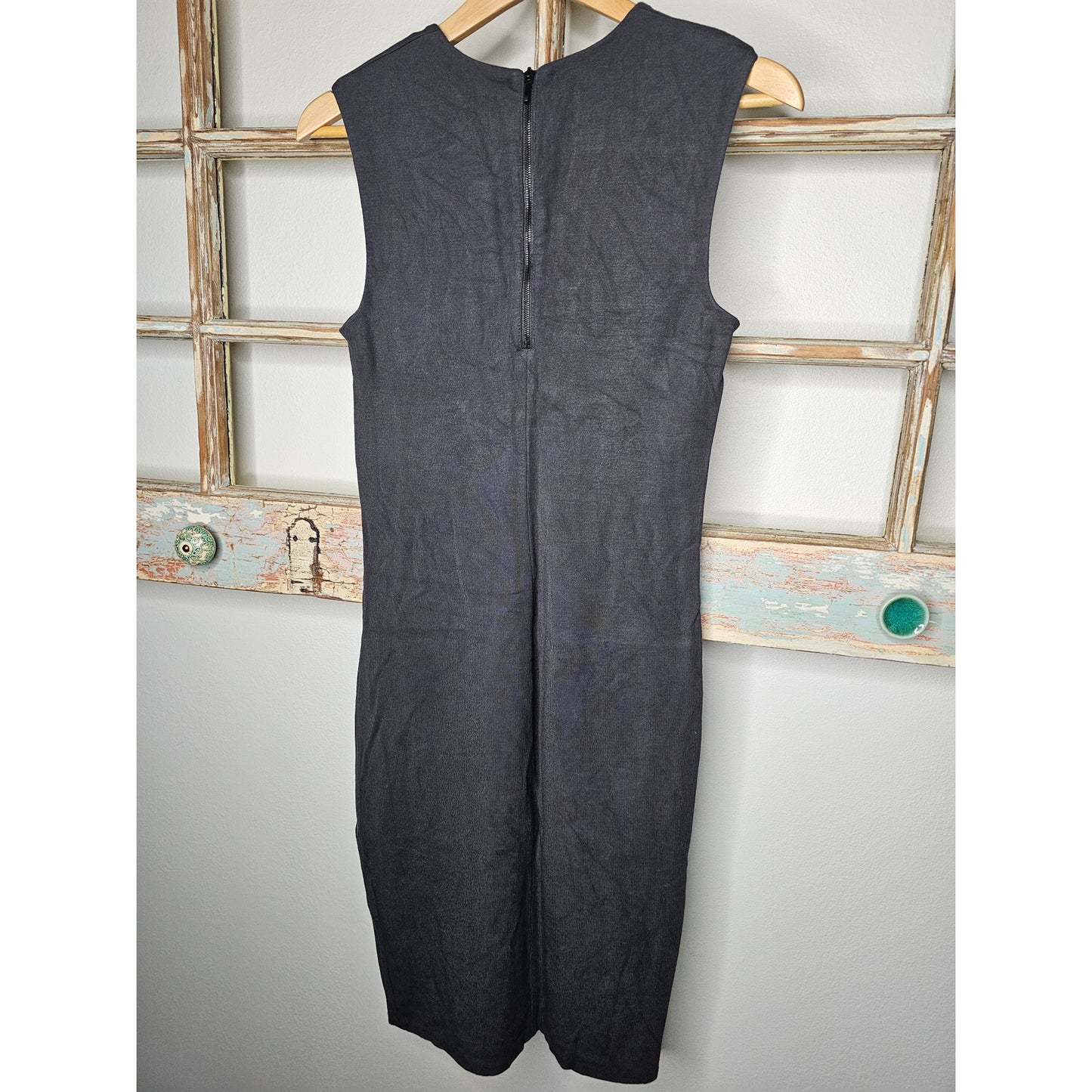 Vince Fine Gray Ribbed V-Neck Sleeveless Midi Dress Size Medium