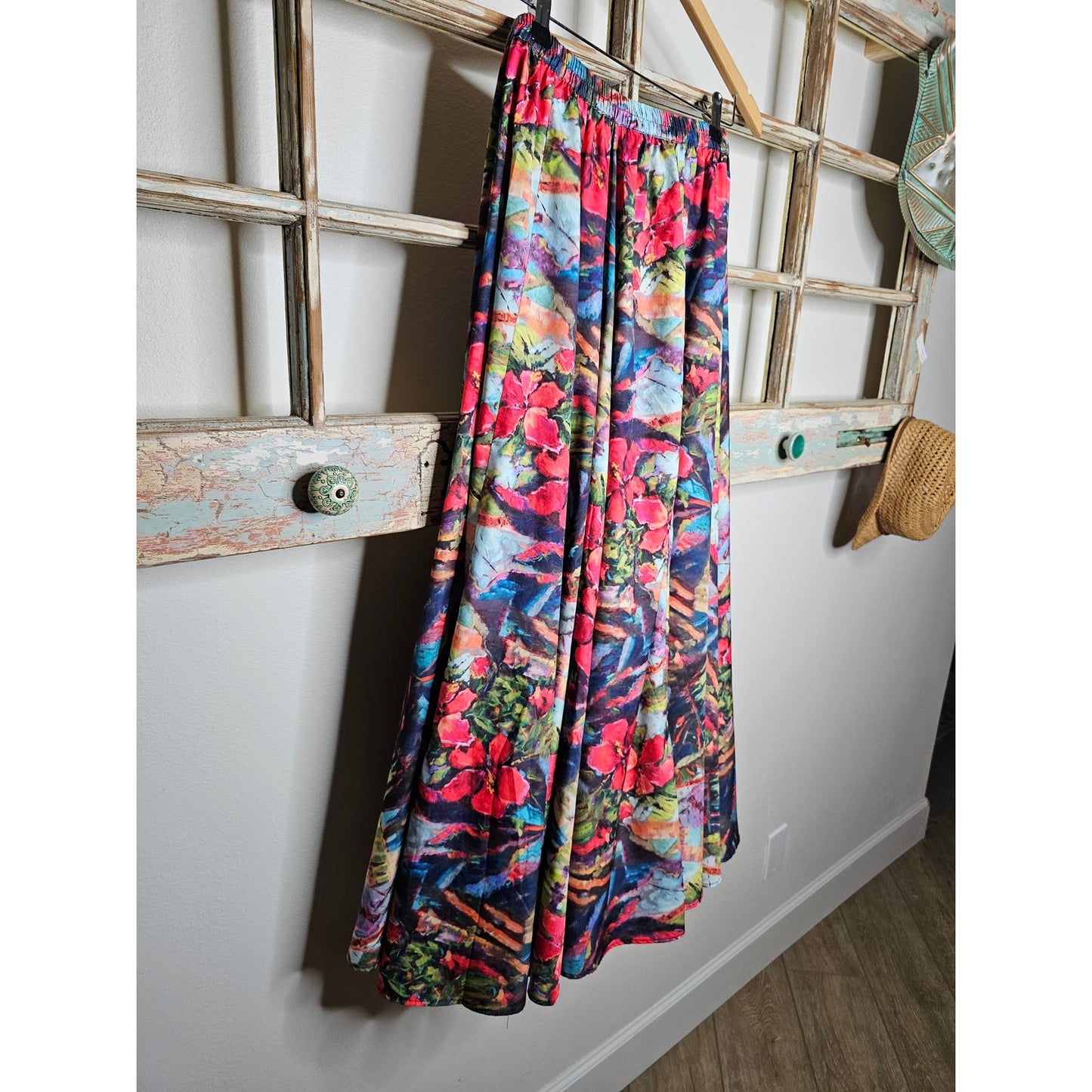 Christian Siriano NY Colorful Floral Full Maxi Skirt Ladies size Small