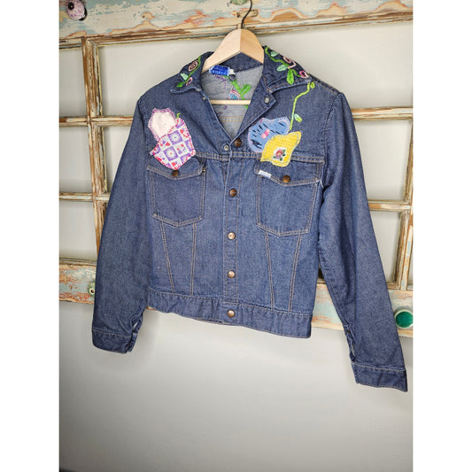 Vintage Roebuck Denim Jacket W/ embroidery Stamped hardware Size M