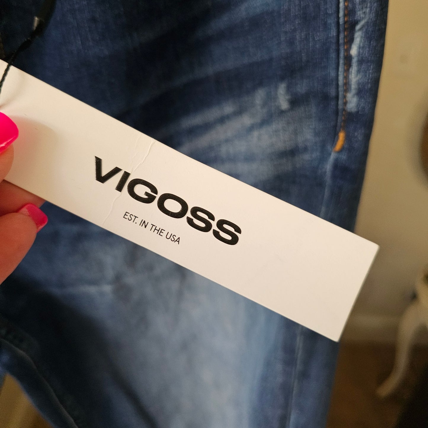 NWT Vigoss Frankie Slim Straight Jeans Womens size 31 Medium Wash