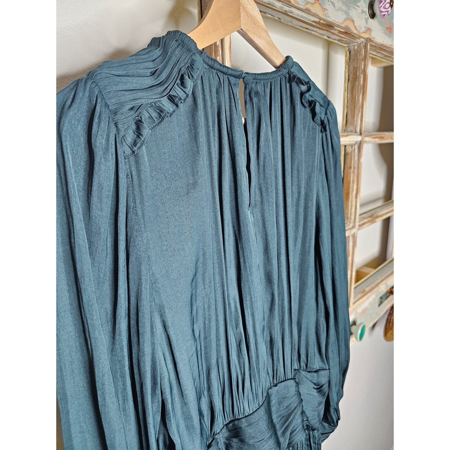 Anthropologie Green Ruched Waist Long Sleeves Midi Dress size Medium