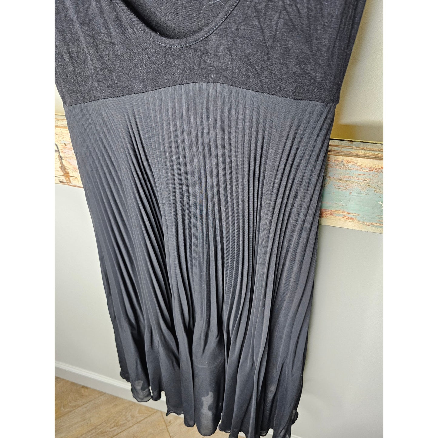 Black Dress With Tank Top and pleated Midi Skirt Ladies size Small