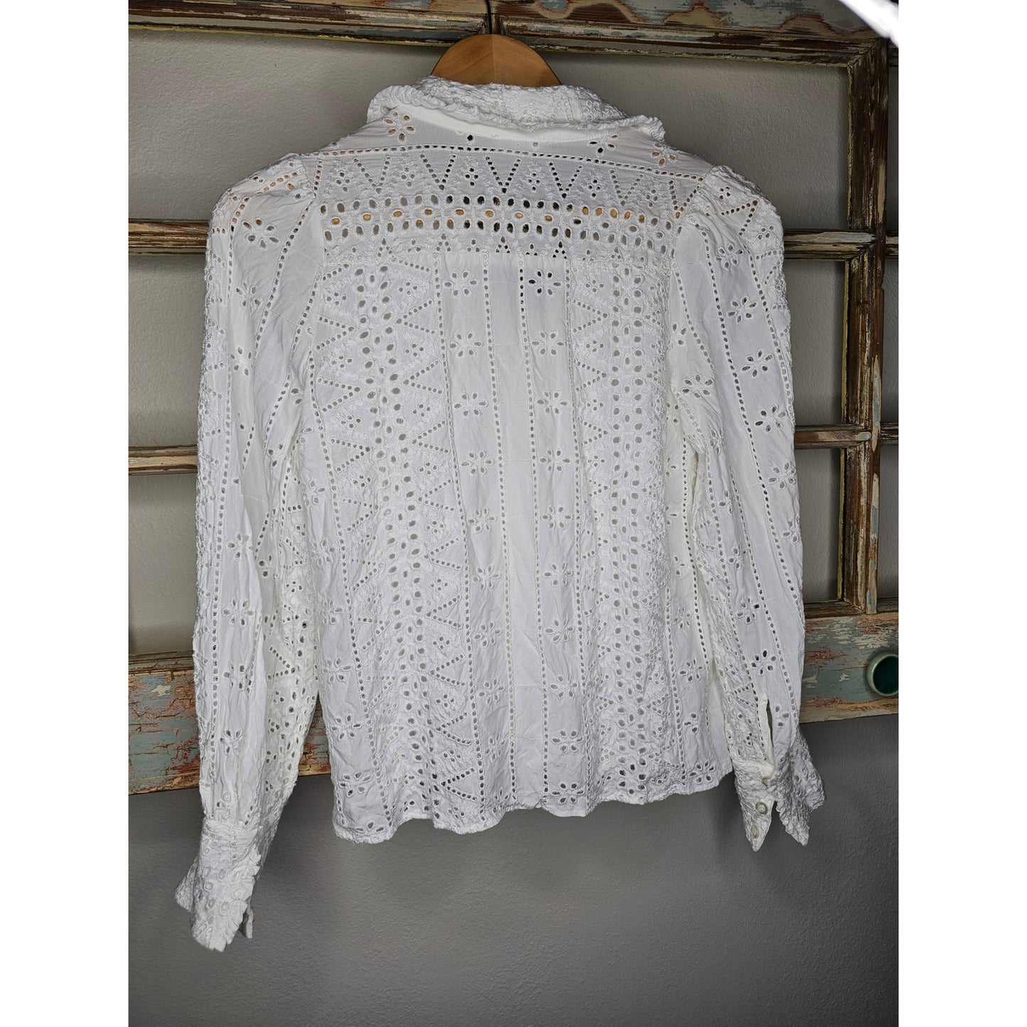 A Loves A Eyelet Lined White Button Up Top Ladies size Medium