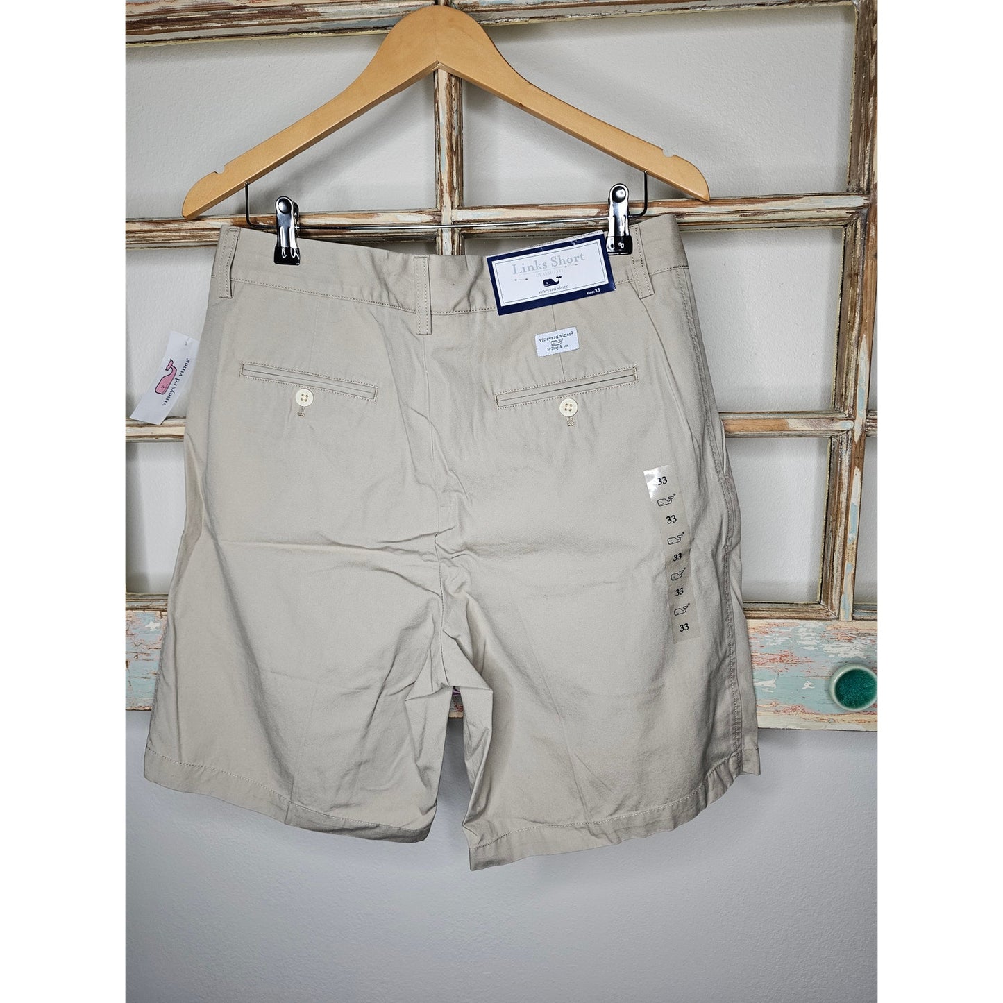 NWT Vineyard Vines Khaki Classic Fit Mens Shorts Size 33