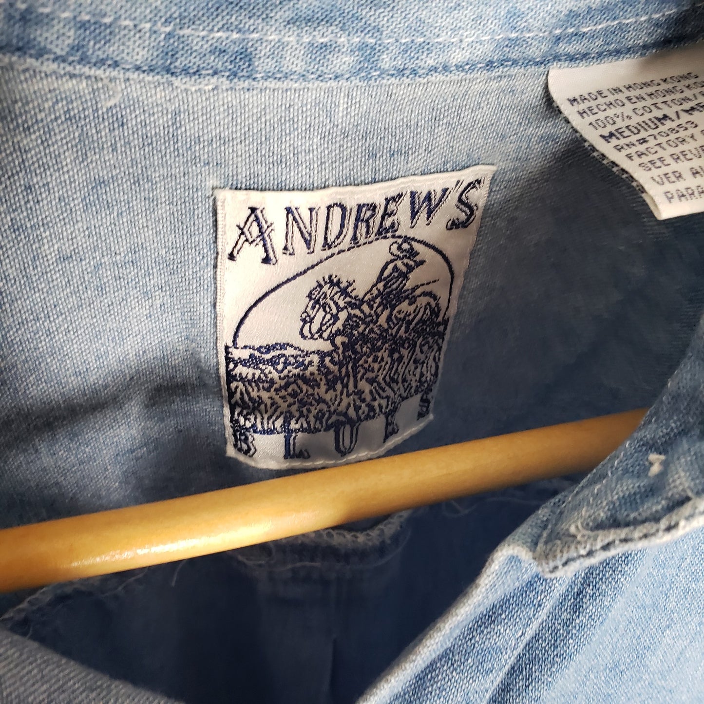 Vintage Andrews Blues Denim floral embroidered button down shirt ladies medium