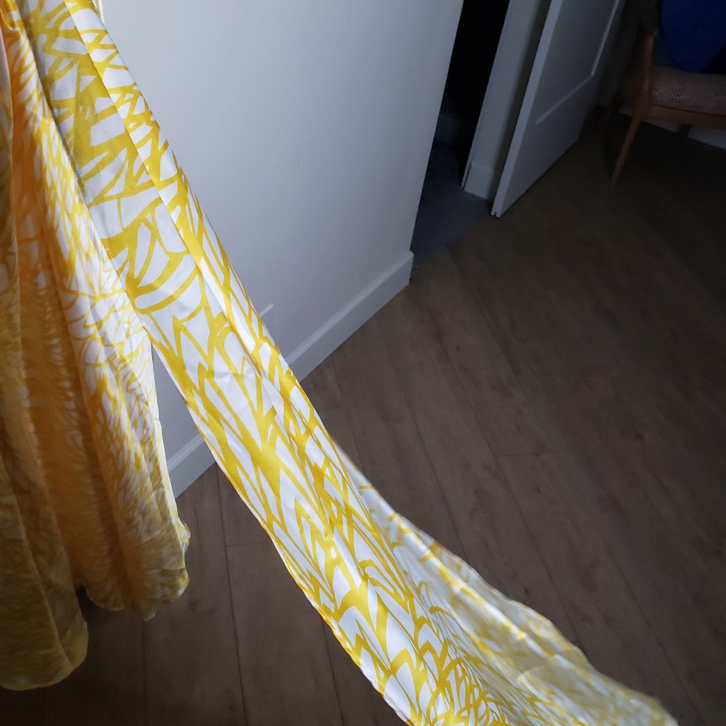 Morgan & C Yellow and White Dress with Crystal Neckline size 1/2
