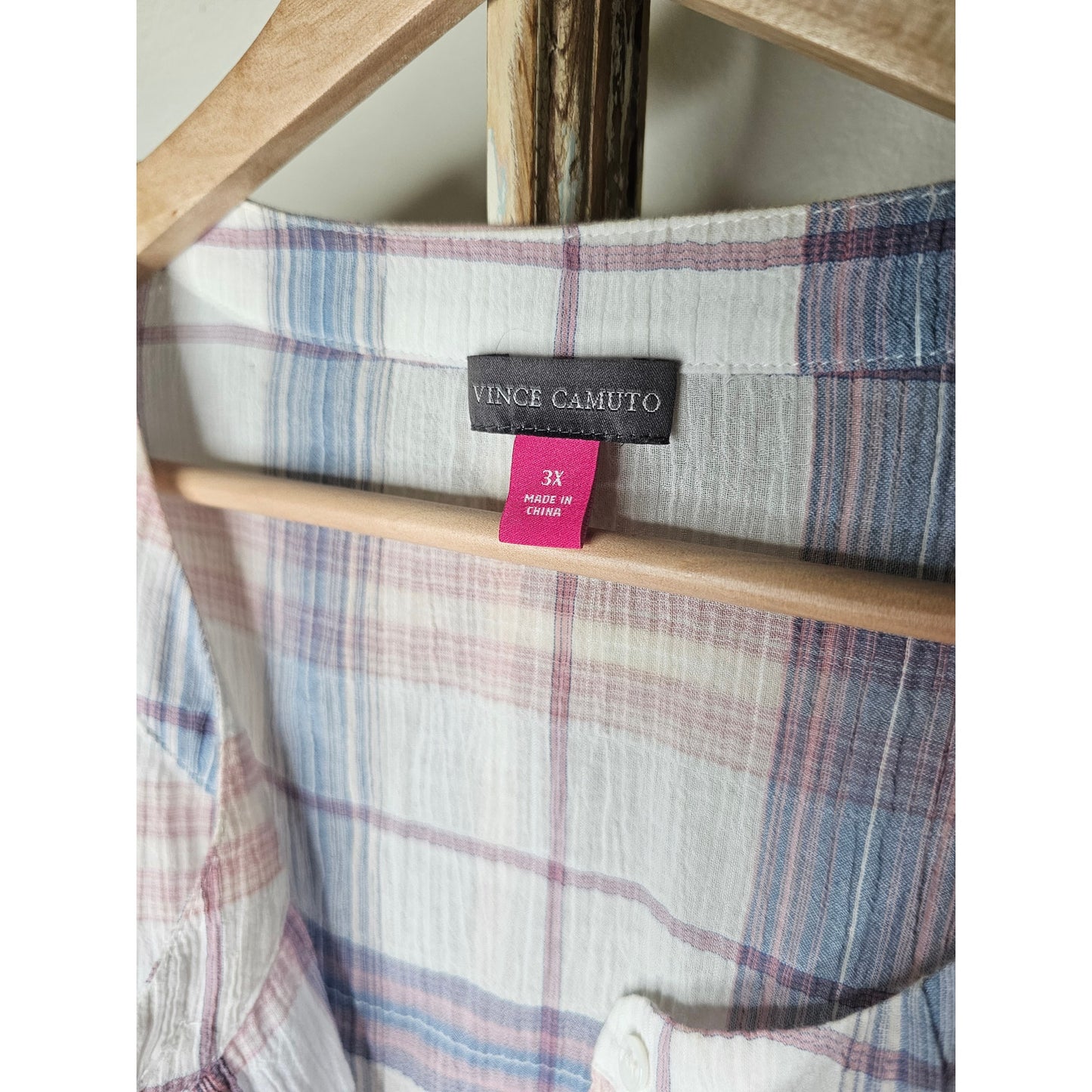 Vince Camuto Plaid ruffle sleeve and 1/2 button lightweight top size 3X