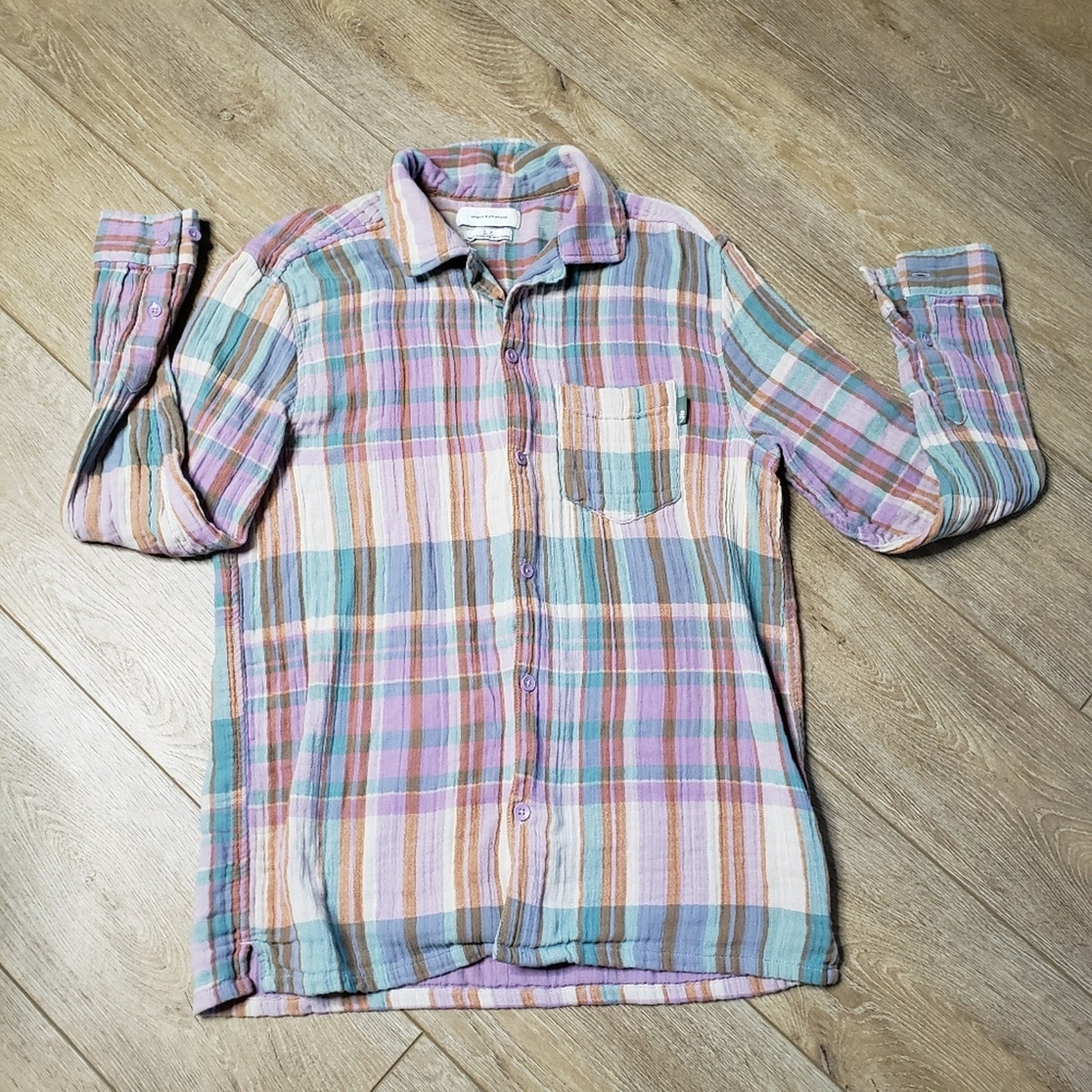 Urban Outfitters plaid button up Top oversized small